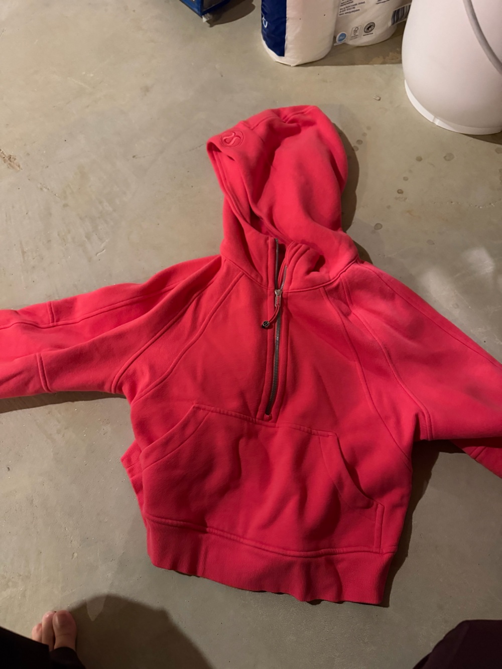 Lululemon sweatshirt